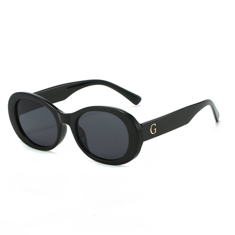 Oval Shaped Large Frame Sunglasses